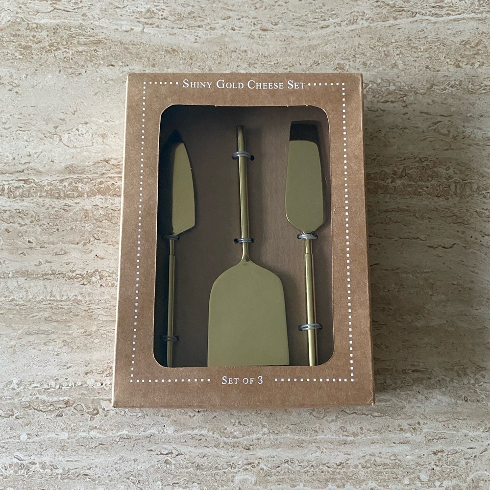 Mason Grove Gold Cheese Set